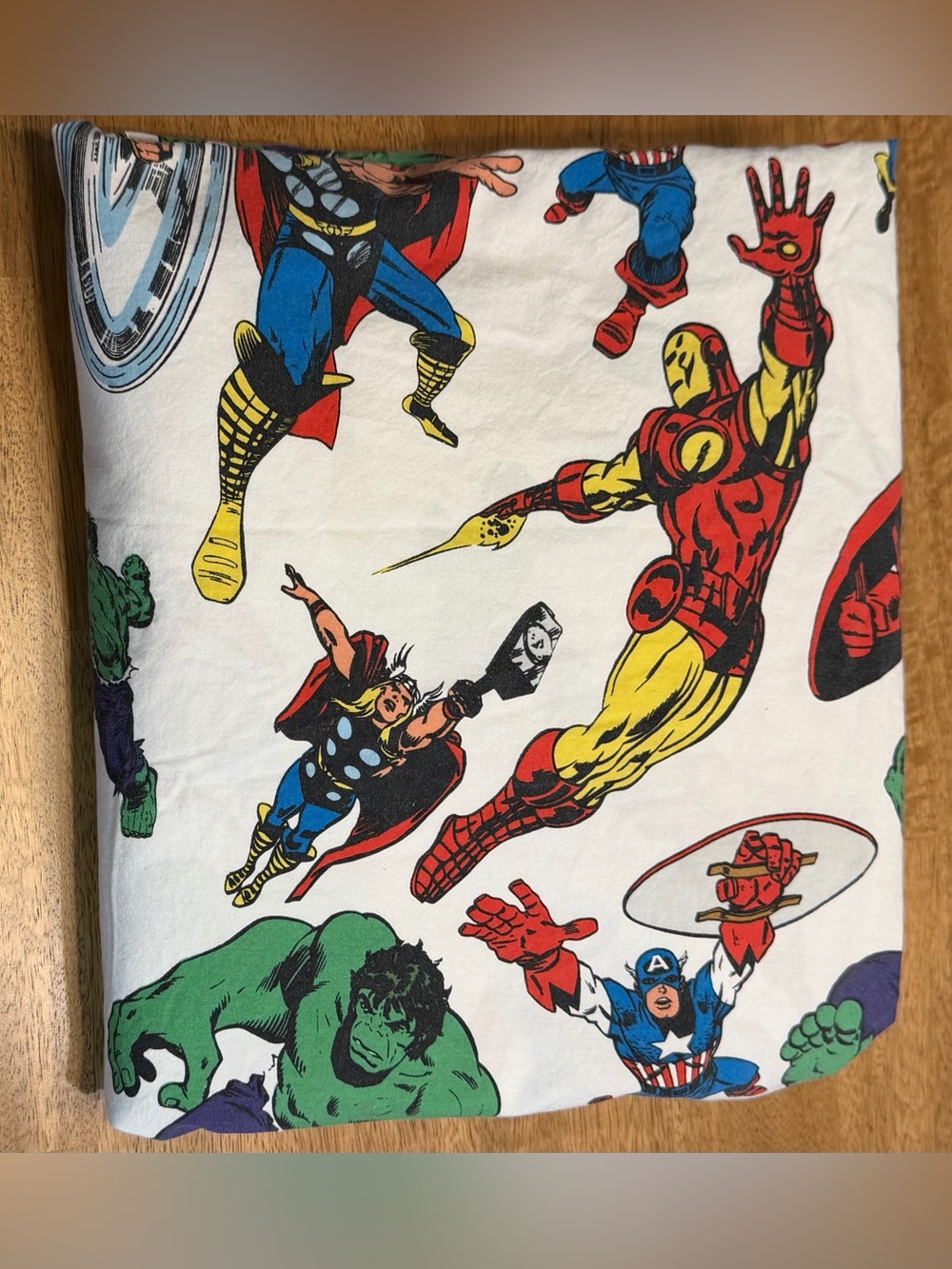Pottery Barn Kids Marvel Comics Full Flat Sheet 2014 Iron Man Hulk Thor Captain